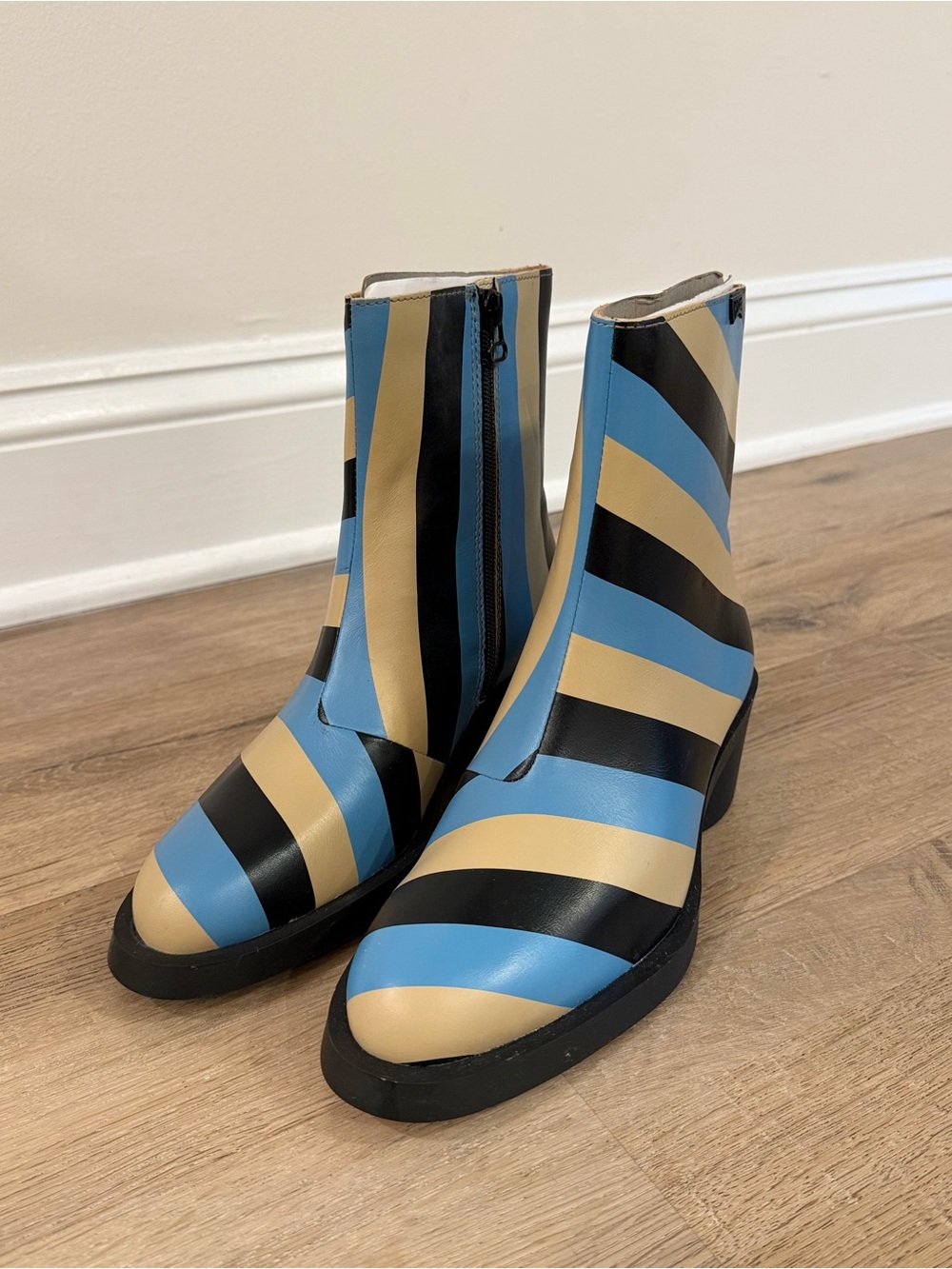 Camper Women’s Size 7 Leather Striped Ankle Bootie Zip Blue Beige Black